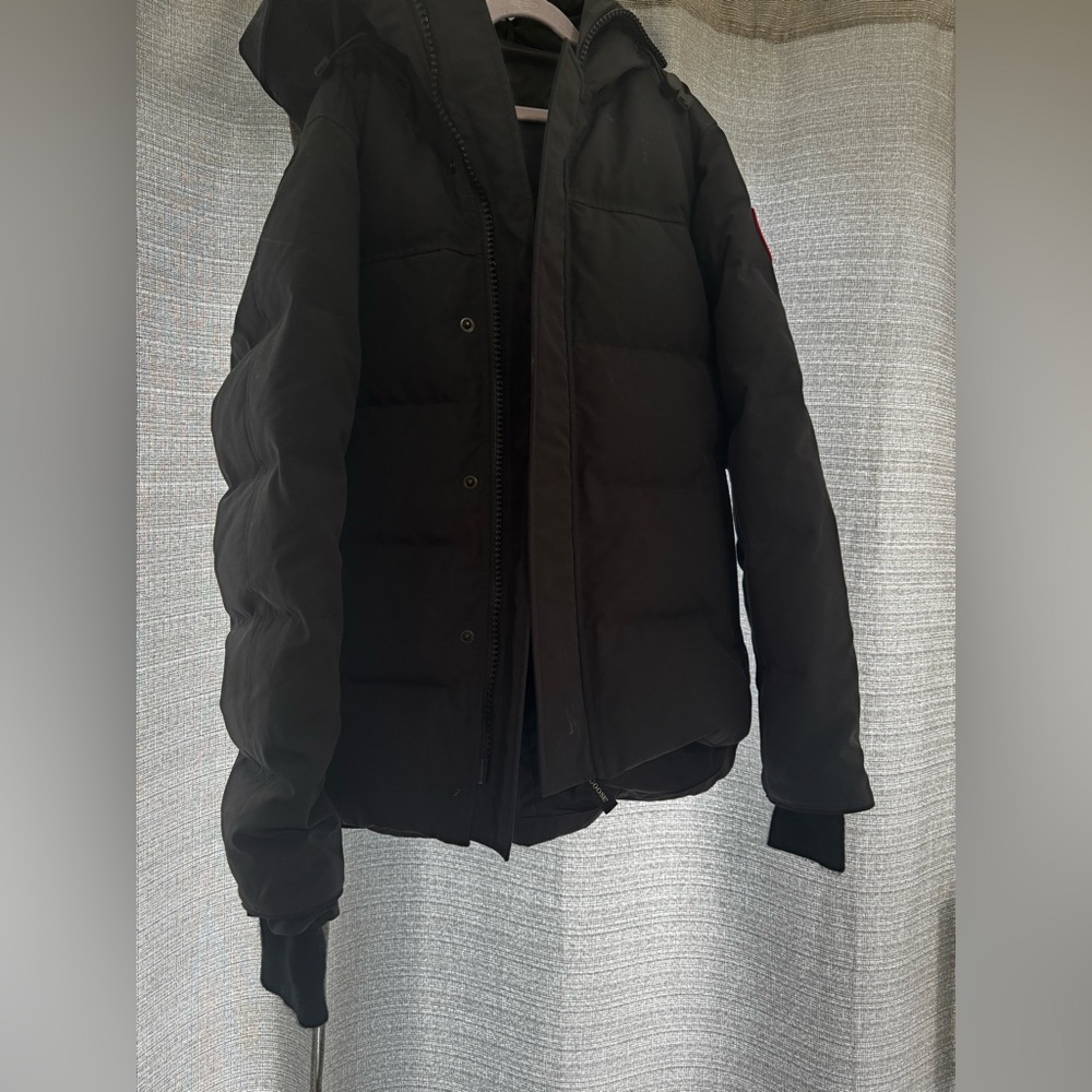 Canada Goose navy dark blue Puffer Jacket